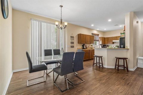 House in Wesley Chapel, Florida 3 bedrooms, 173.82 sq.m. № 2155739 - photo 10