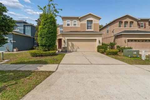 House in Wesley Chapel, Florida 3 bedrooms, 173.82 sq.m. № 2155739
