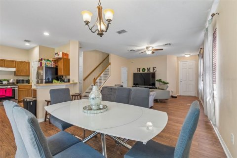 House in Wesley Chapel, Florida 3 bedrooms, 173.82 sq.m. № 2155739 - photo 11