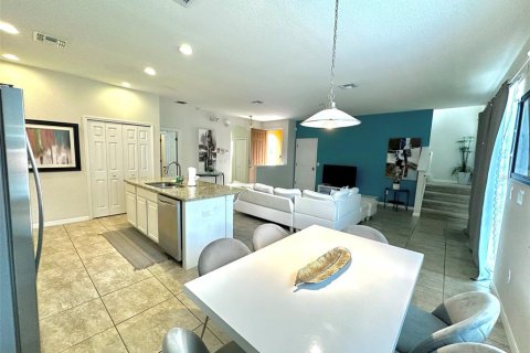 Adosado en venta en Kissimmee, Florida, 4 dormitorios, 177.16 m2 № 1537171 - foto 6