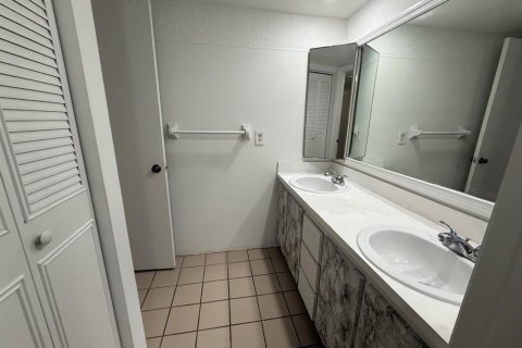 Touwnhouse à louer à West Palm Beach, Floride: 2 chambres, 114.83 m2 № 2427823 - photo 12