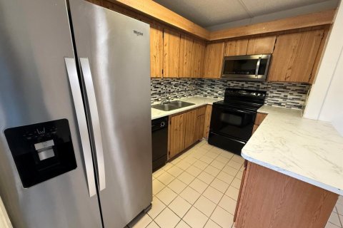 Touwnhouse à louer à West Palm Beach, Floride: 2 chambres, 114.83 m2 № 2427823 - photo 4