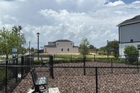 Townhouse in Apopka, Florida 3 bedrooms, 159.05 sq.m. № 2218707 - photo 14