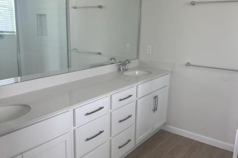 Townhouse in Apopka, Florida 3 bedrooms, 159.05 sq.m. № 2218707 - photo 9