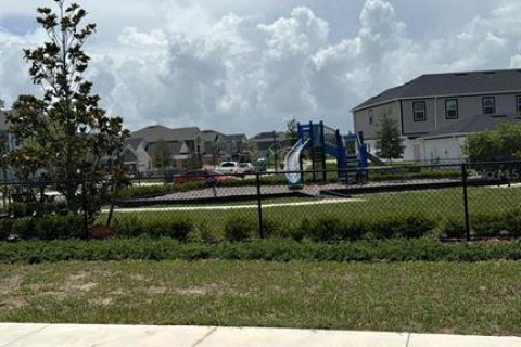 Townhouse in Apopka, Florida 3 bedrooms, 159.05 sq.m. № 2218707 - photo 15