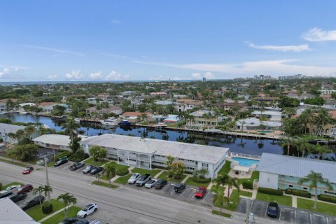 Condo in Lighthouse Point, Florida, 1 bedroom № 2181600 - photo 30