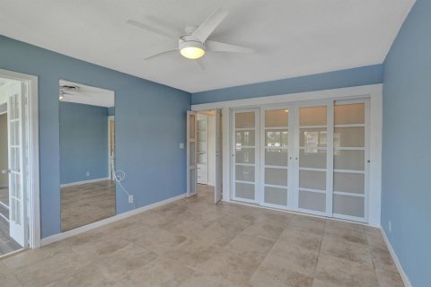 Condo in Lighthouse Point, Florida, 1 bedroom № 2181600 - photo 16