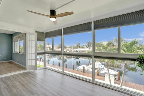 Condo in Lighthouse Point, Florida, 1 bedroom № 2181600 - photo 5