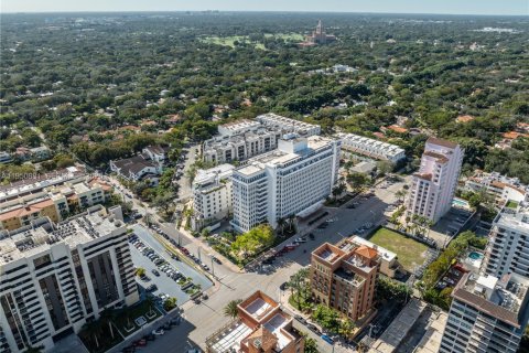 Кондоминиум с 1 спальней в Корал-Гейблс, Флорида № 2006593