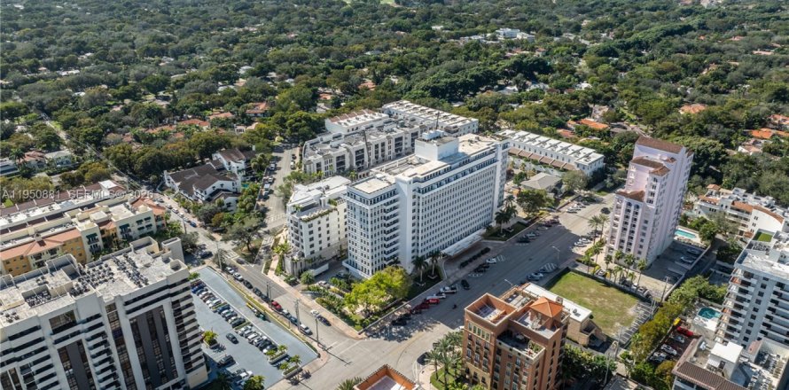 Condominio en Coral Gables, Florida, 1 dormitorio № 2006593