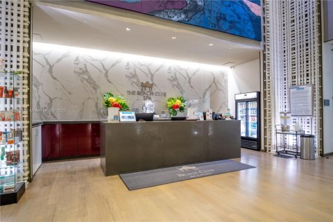 Купить кондоминиум в Халландейл-Бич, Флорида 2 спальни, 100.89м2, № 1981708 - фото 26