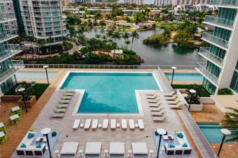 Купить кондоминиум в Санни-Айлс-Бич, Флорида 2 спальни, 141.58м2, № 2043937 - фото 29