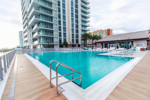 Купить кондоминиум в Санни-Айлс-Бич, Флорида 2 спальни, 141.58м2, № 2043937 - фото 27