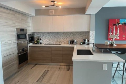 Купить кондоминиум в Санни-Айлс-Бич, Флорида 2 спальни, 141.58м2, № 2043937 - фото 8