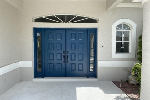 House in Inverness, Florida 3 bedrooms, 204.11 sq.m. № 2430668 - photo 9