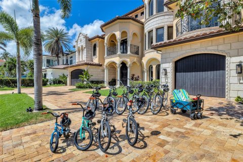Casa en venta en Delray Beach, Florida, 6 dormitorios, 676.89 m2 № 2253142 - foto 3