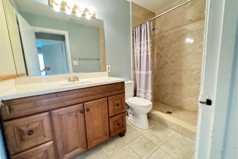 Condo in Altamonte Springs, Florida, 2 bedrooms  № 1783205 - photo 15