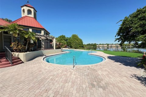 Condo in Altamonte Springs, Florida, 2 bedrooms  № 1783205 - photo 19