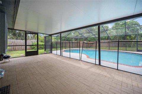 House in Brandon, Florida 3 bedrooms, 166.02 sq.m. № 2393622 - photo 21