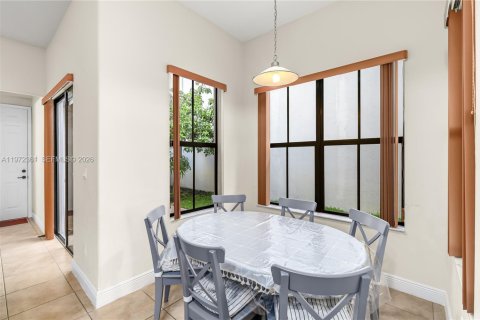 Снять в аренду виллу или дом в Купер-Сити, Флорида 3 спальни, 153.66м2, № 2040619 - фото 26