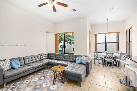 House in Cooper City, Florida 3 bedrooms, 153.66 sq.m. № 2040619 - photo 24