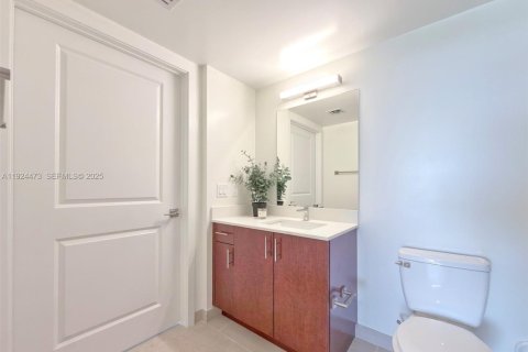 Appartement à louer à Sweetwater, Floride: 1 chambre № 1982913 - photo 12