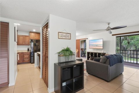 Copropriété à vendre à Deltona, Floride: 2 chambres, 83.33 m2 № 2147436 - photo 6