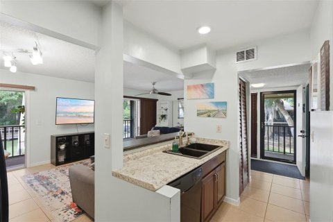 Copropriété à vendre à Deltona, Floride: 2 chambres, 83.33 m2 № 2147436 - photo 14