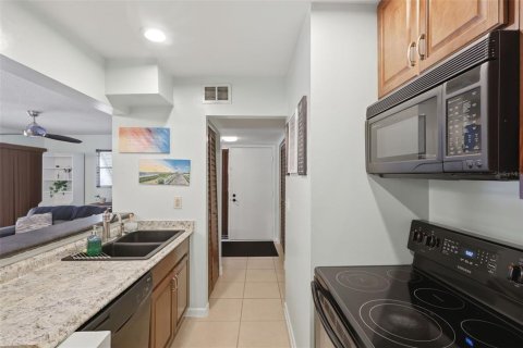 Copropriété à vendre à Deltona, Floride: 2 chambres, 83.33 m2 № 2147436 - photo 15
