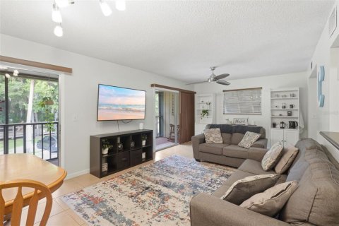 Copropriété à vendre à Deltona, Floride: 2 chambres, 83.33 m2 № 2147436 - photo 11