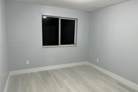 Condominio en venta en Hollywood, Florida, 3 dormitorios, 100.71 m2 № 2152763 - foto 12