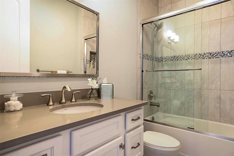 Adosado en venta en Juno Beach, Florida, 3 dormitorios, 191.19 m2 № 1821996 - foto 16