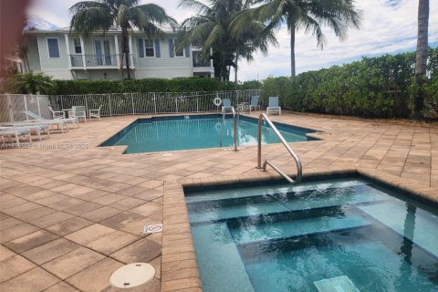 Adosado en venta en Juno Beach, Florida, 3 dormitorios, 191.19 m2 № 1821996 - foto 26