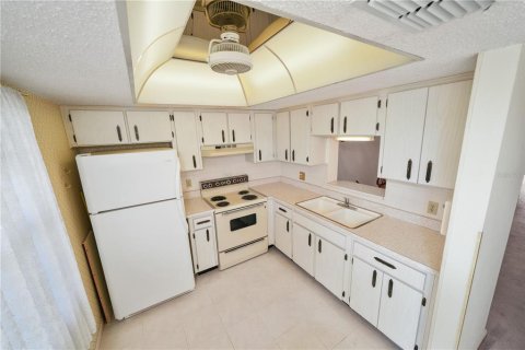 Condominio en venta en Dunedin, Florida, 2 dormitorios, 92.25 m2 № 2095759 - foto 2