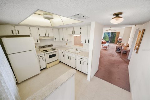 Condominio en venta en Dunedin, Florida, 2 dormitorios, 92.25 m2 № 2095759 - foto 3