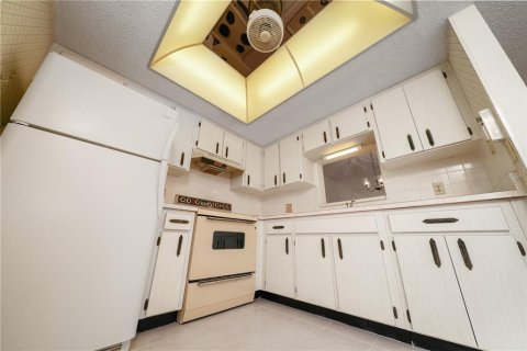 Condominio en venta en Dunedin, Florida, 2 dormitorios, 92.25 m2 № 2095759 - foto 4