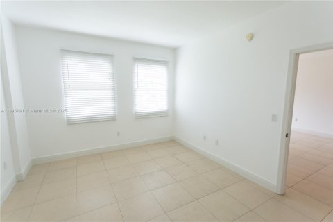 Copropriété à louer à Coral Gables, Floride: 2 chambres, 111.67 m2 № 1842878 - photo 6