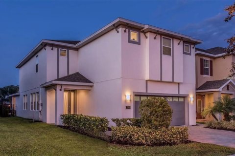 Купить виллу или дом в Киссимми, Флорида 6 комнат, 287.25м2, № 1536057 - фото 1