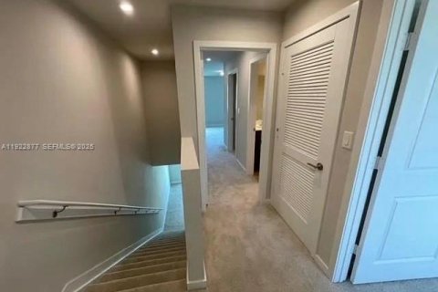 Villa ou maison à louer à Florida City, Floride: 3 chambres, 132.39 m2 № 1976726 - photo 8