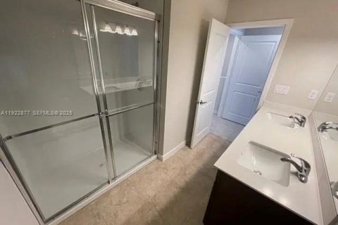 Villa ou maison à louer à Florida City, Floride: 3 chambres, 132.39 m2 № 1976726 - photo 15