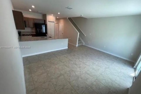 Villa ou maison à louer à Florida City, Floride: 3 chambres, 132.39 m2 № 1976726 - photo 7