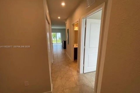 Villa ou maison à louer à Florida City, Floride: 3 chambres, 132.39 m2 № 1976726 - photo 2