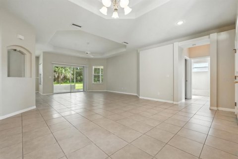 House in Palm Coast, Florida 3 bedrooms, 165.37 sq.m. № 1906021 - photo 7