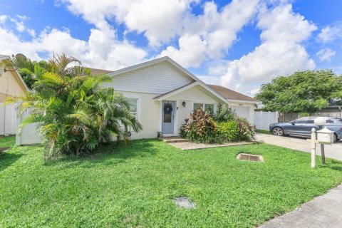 Condo in Delray Beach, Florida, 2 bedrooms № 2416110