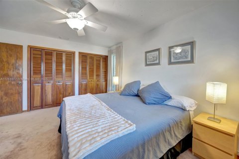 Casa en venta en Palmetto Bay, Florida, 4 dormitorios, 250.84 m2 № 1643885 - foto 26