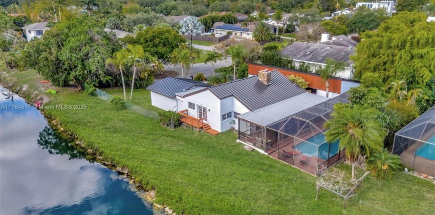 Casa en Palmetto Bay, Florida 4 dormitorios, 250.84 m2 № 1643885