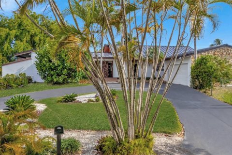 Casa en venta en Palmetto Bay, Florida, 4 dormitorios, 250.84 m2 № 1643885 - foto 4