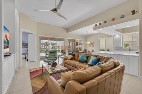 Casa en venta en Sarasota, Florida, 3 dormitorios, 186.55 m2 № 2360710 - foto 3