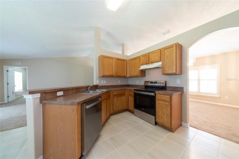 House in Palm Coast, Florida 3 bedrooms, 155.8 sq.m. № 1899841 - photo 9
