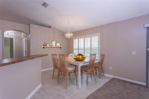 House in Palm Coast, Florida 3 bedrooms, 155.8 sq.m. № 1899841 - photo 11
